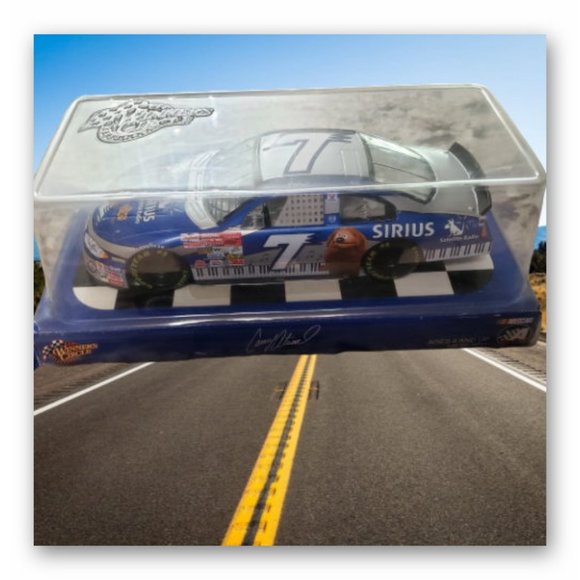 New in original box Nascar Dodge Winnner's Circle 1/24 Muppets #7 - Picture 2 of 13